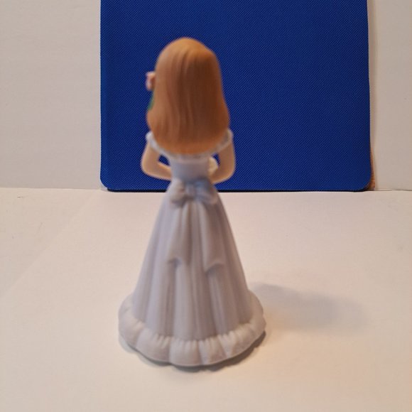 Enesco Growing Up Birthday Girls Age 8 Brunette Porcelain Figurine 1982 - Picture 9 of 14